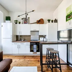Artsy Modern 1br In Abbeyhill Edinburgh