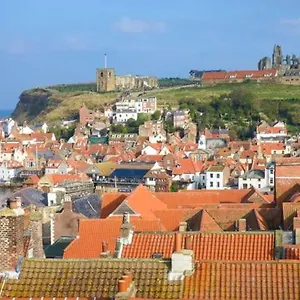 High Ridge Apartment Whitby